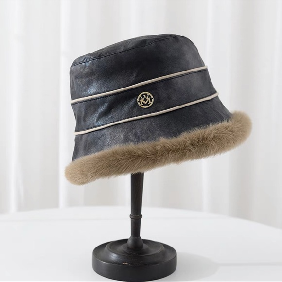 Brand New Winter Women Fur Leather Hat - Picture 2 of 5